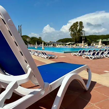 Golden Hour In Athena Tatil parkı Scoglitti