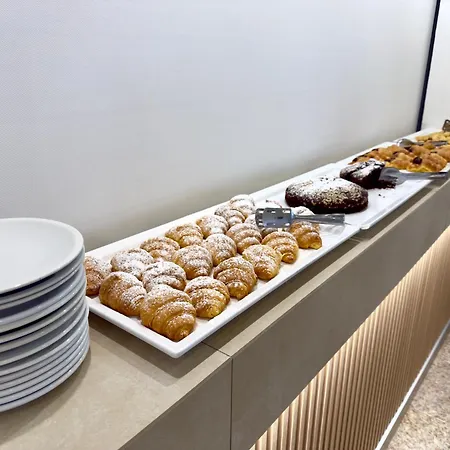 Prázdninový areál Golden Hour In Athena *